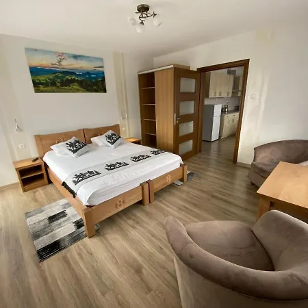 Апартаменты W Maniowach Маньови