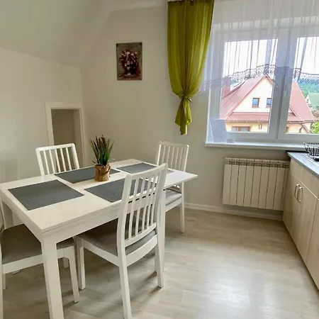 W Maniowach Апартаменты