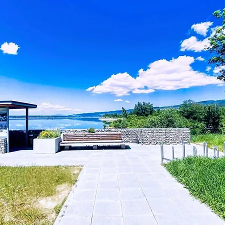 W Maniowach Маньови